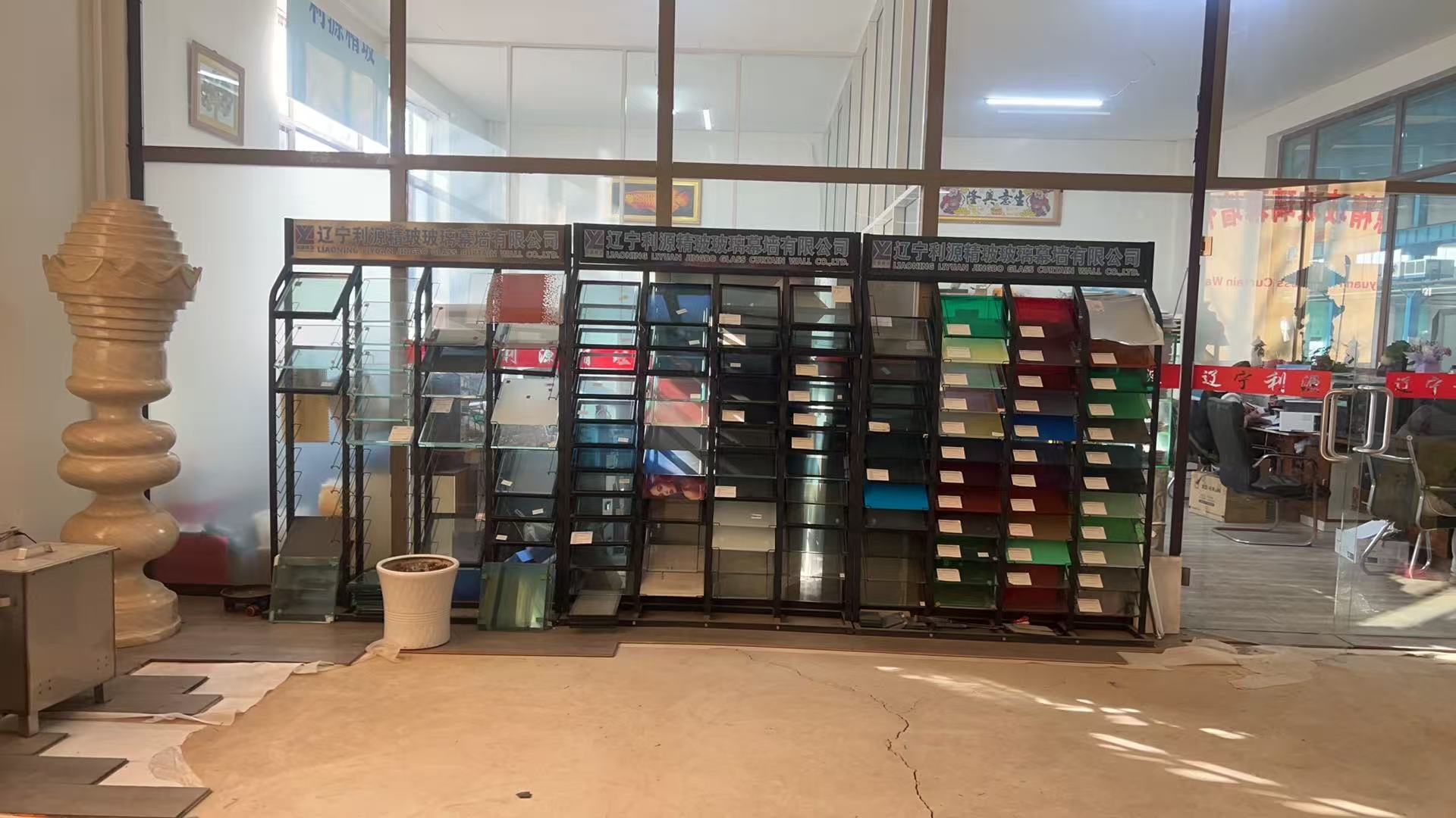 德阳市工程玻璃批量采购玻璃幕墙 - 方案